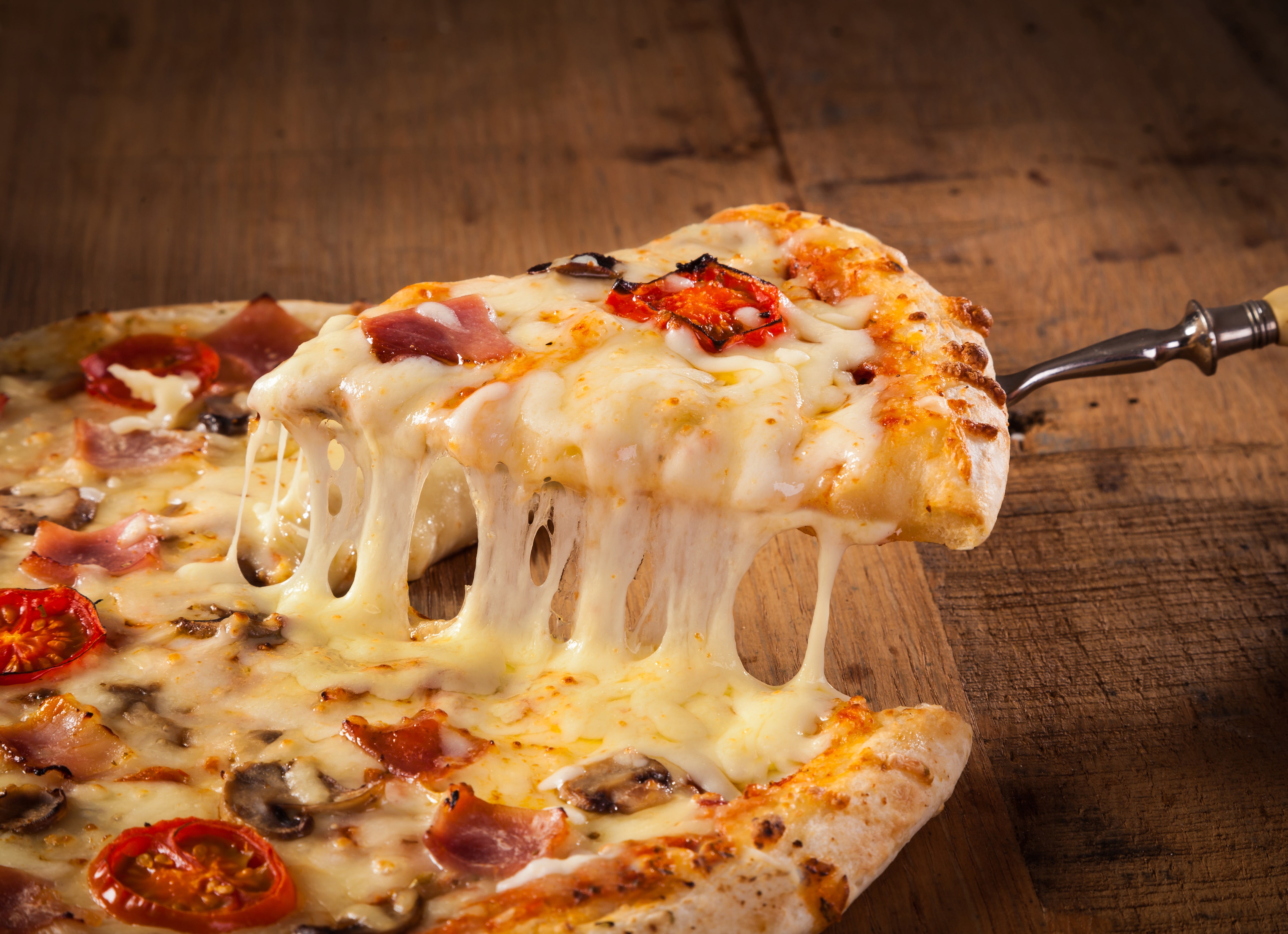 Variedad de pizzas artesanales